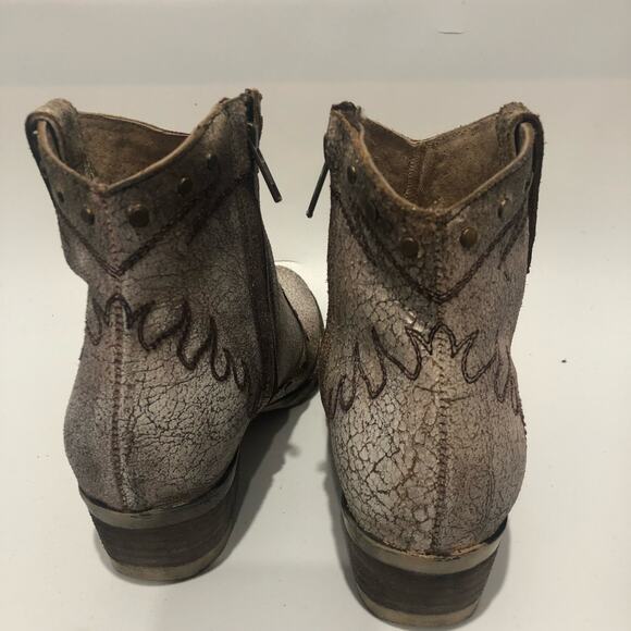 Corral Metallic Studded Distressed Leather Ankle Boots Multicolor  Size 8.5 M - Picture 5 of 11